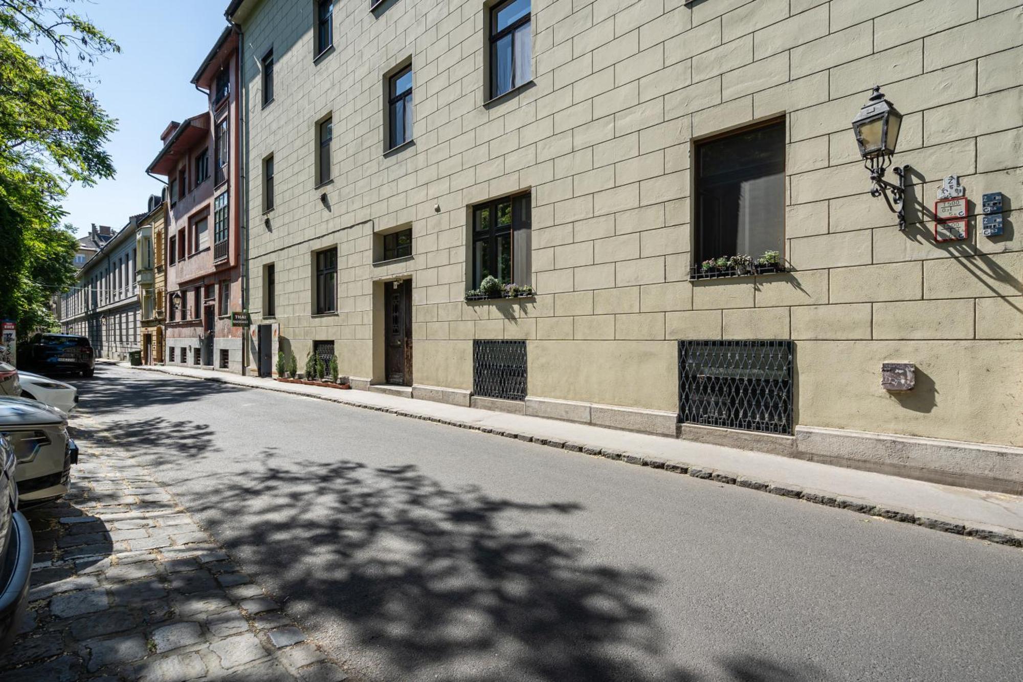 Castle Chainbridge Apartment Budapeşte Dış mekan fotoğraf